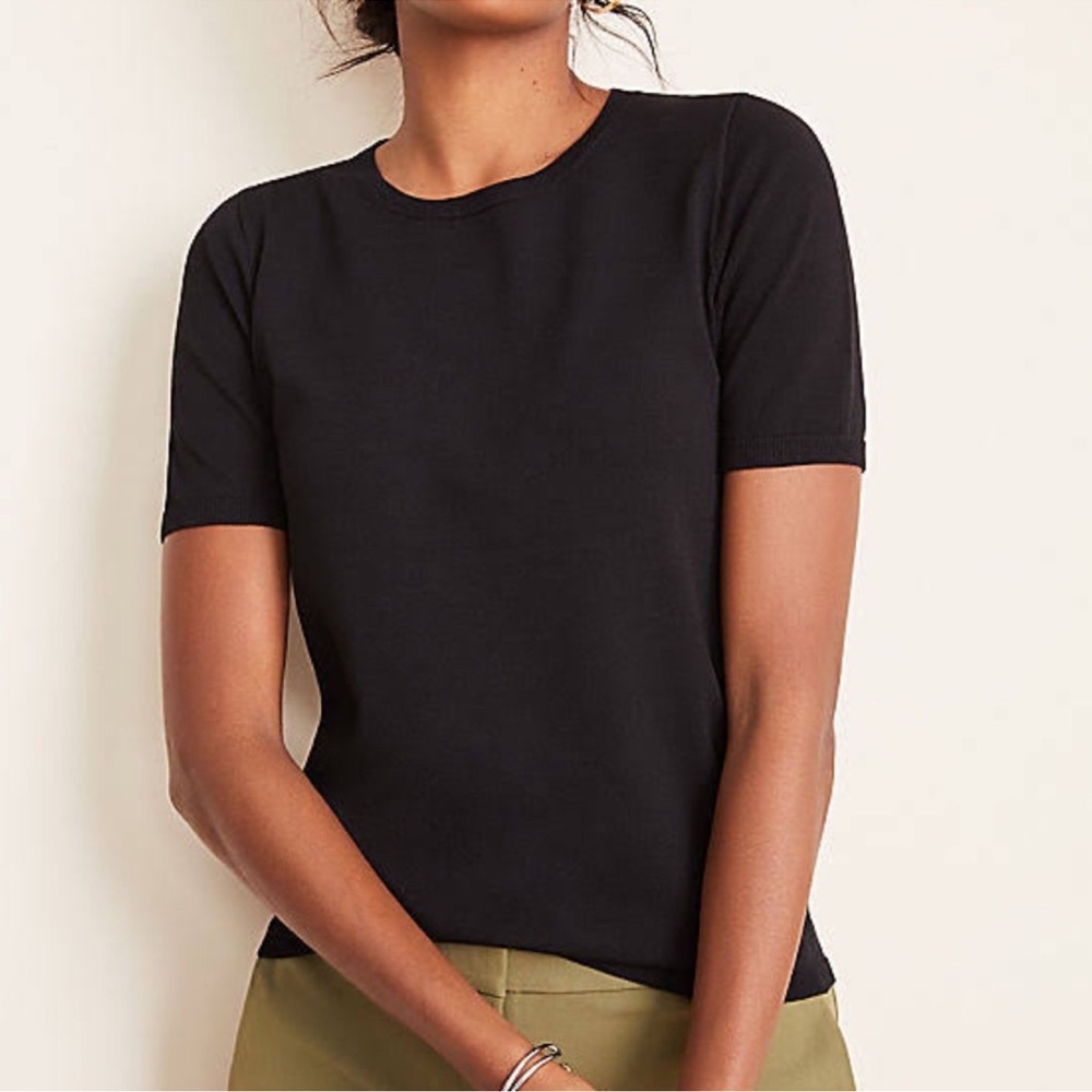 Ann Taylor Black Short Sleeve Sweater Stretch Knit Fitted Top Size XS